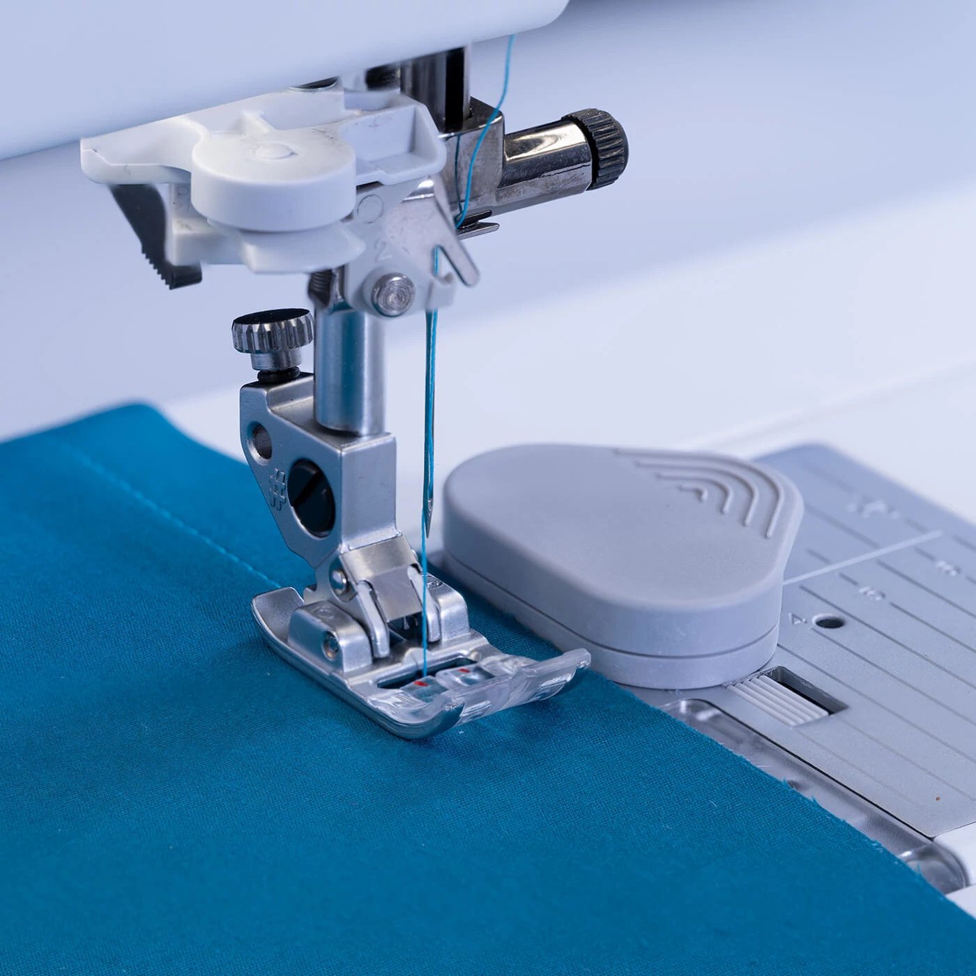 Bernette Blindstitch Foot b44/b48,Bernette Blindstitch Foot b44/b48 Sample,Bernette Blindstitch Foot b44/b48 Use Bernina Bernette Blindstitch Foot b44/b48