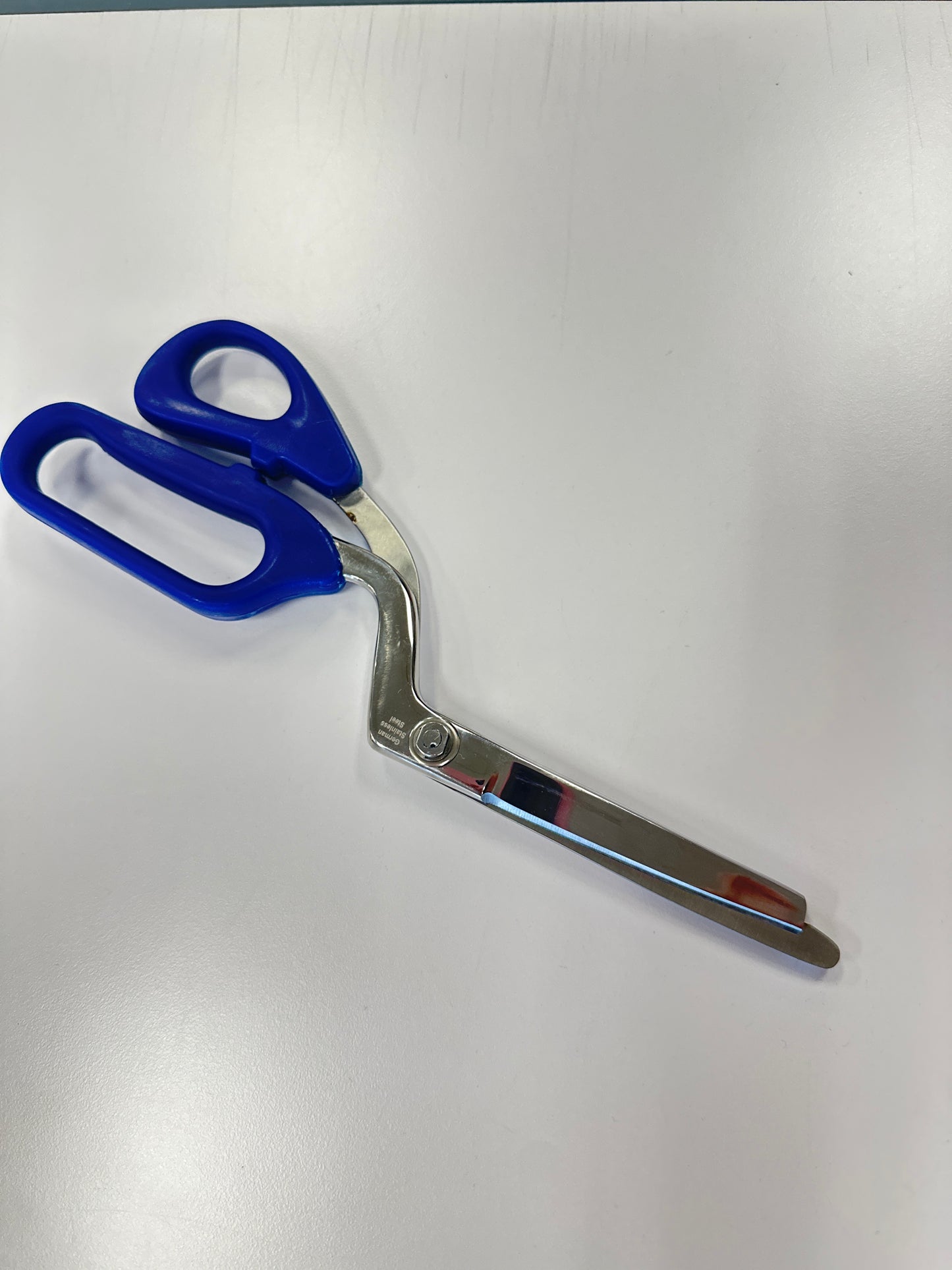 10in EZ Glide Fabric Batting Shear
