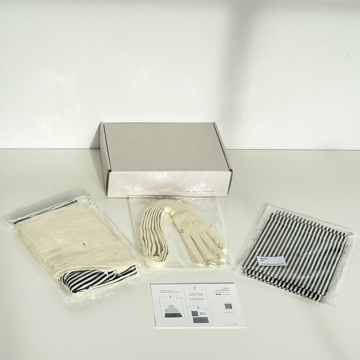 DIY Sewing Kit – Stylish Utility Apron Craft Box (Lv.2)