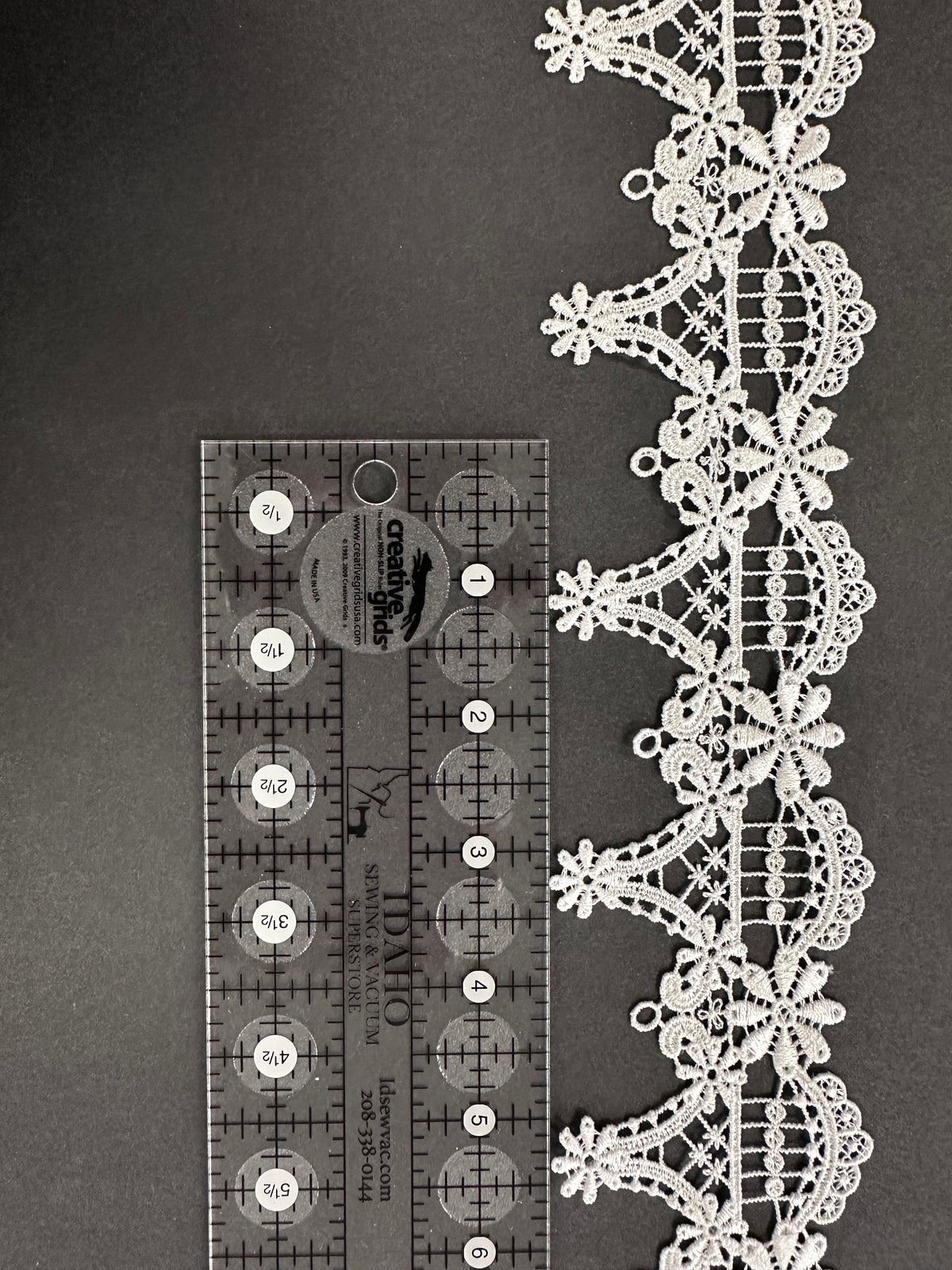 Lace Trim with Peaks White