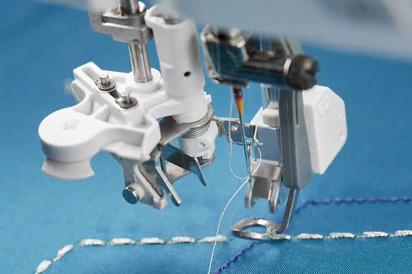 PFAFF® creative performance 950 ~ Sewing & Embroidery Machine