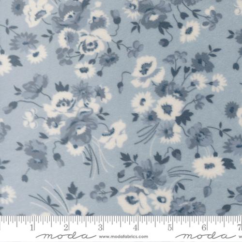 Somerset Florals Light Blue- Nantucket Summer Cuddle